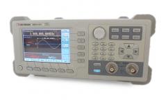 AWG - 4151 Генератор сигналов специальной формы